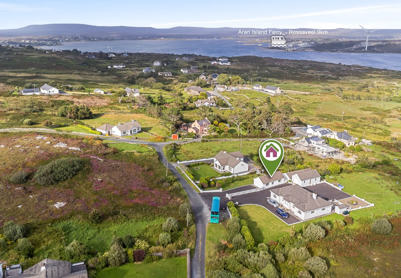 House in Carraroe - Tigh an Bheachaire Carraroe