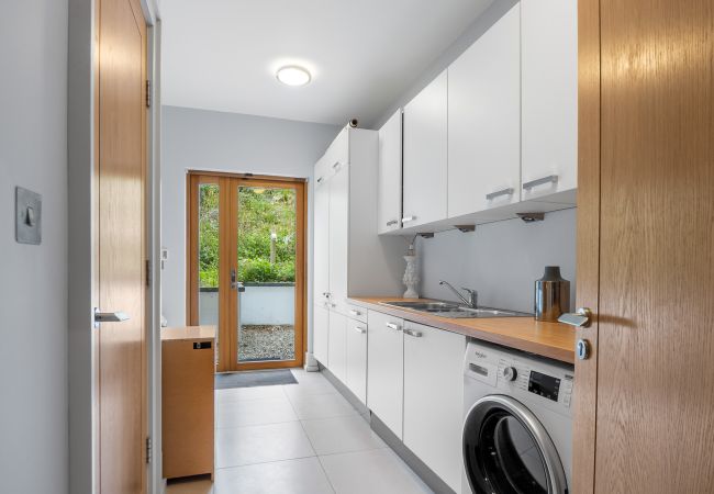 Villa in Clifden - Suaimhneas Villa with Castle and Sea Views  Villa in Clifden - Suaimhneas Villa with Castle and Sea Views