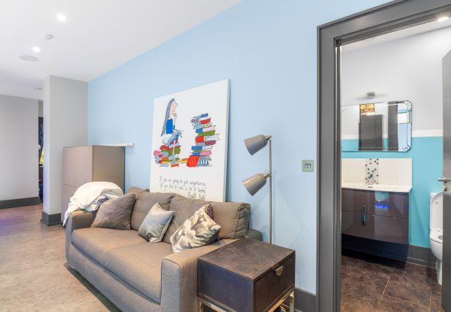 Villa in Clifden - Suaimhneas Villa with Castle and Sea Views  Villa in Clifden - Suaimhneas Villa with Castle and Sea Views