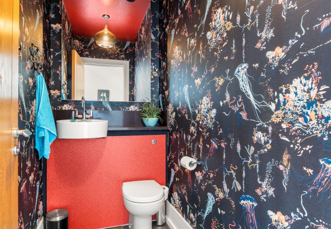 Villa in Clifden - Suaimhneas Villa with Castle and Sea Views  Villa in Clifden - Suaimhneas Villa with Castle and Sea Views