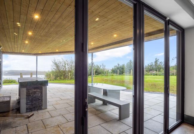 Villa in Clifden - Suaimhneas Villa with Castle and Sea Views  Villa in Clifden - Suaimhneas Villa with Castle and Sea Views