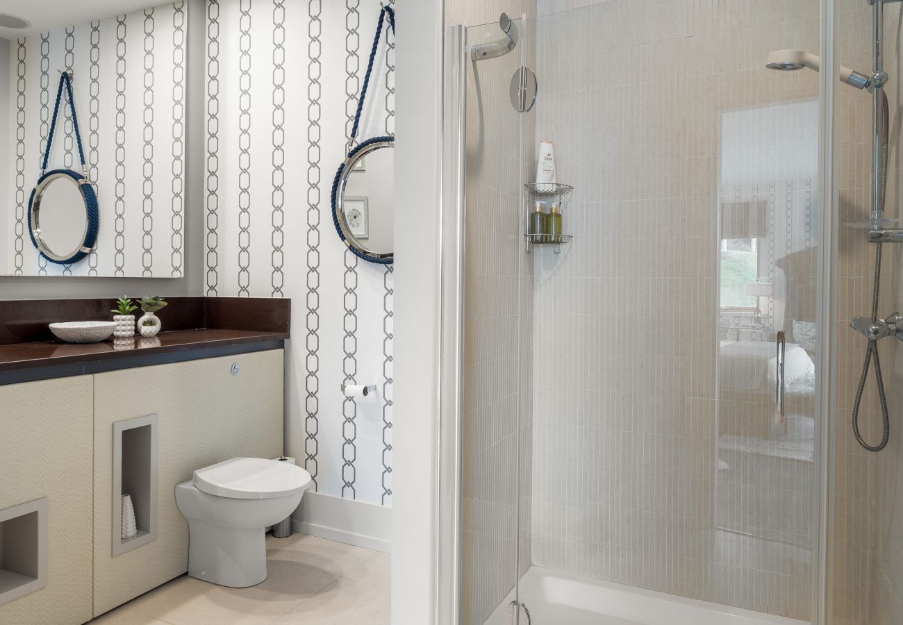 Villa in Clifden - Suaimhneas Villa with Castle and Sea Views 