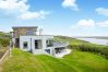 House in Clifden - Suaimhneas Villa with Castle and Sea Views 