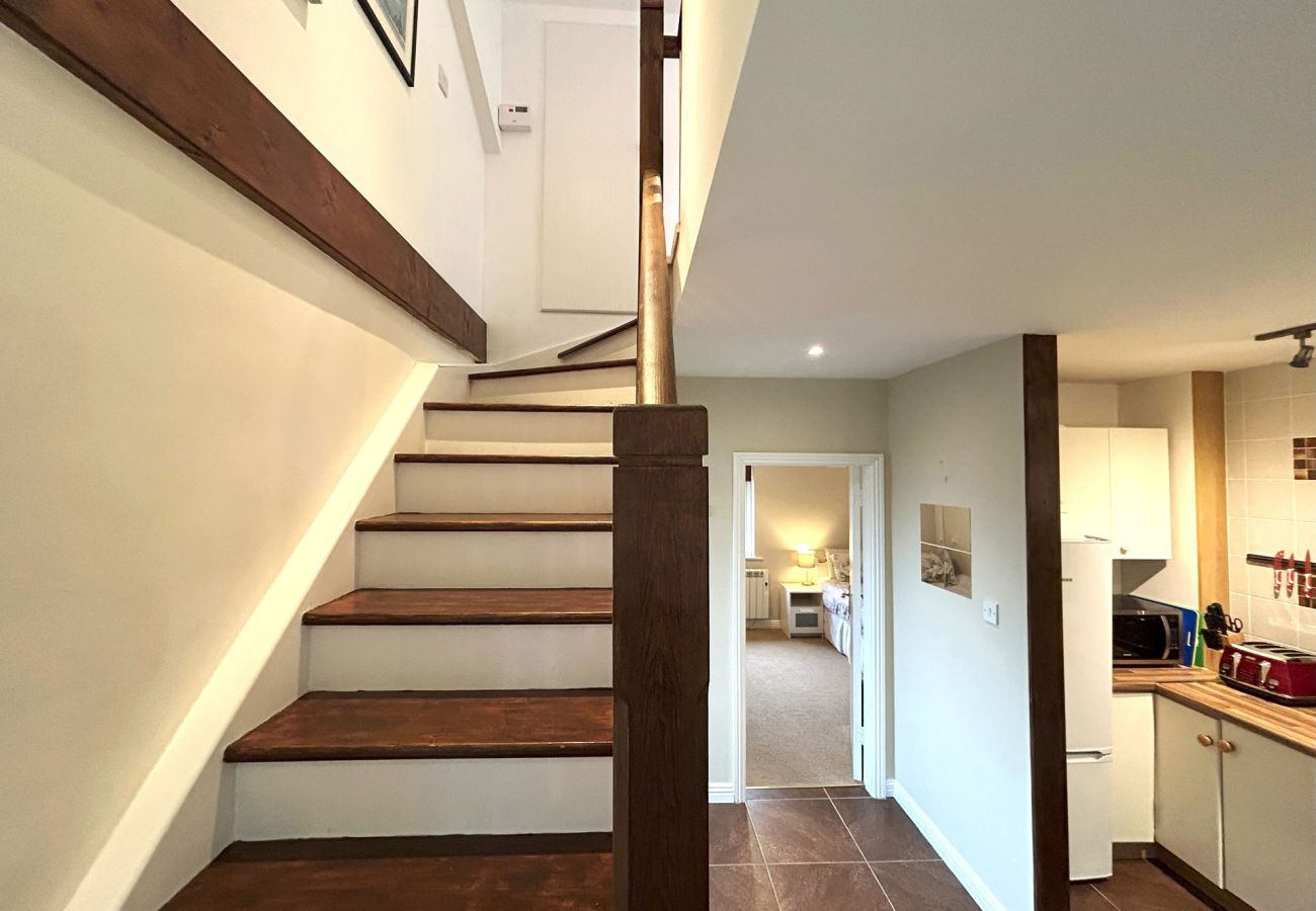 Cottage in Clifden - Set within the rolling green grounds is 93 Clifden Glen