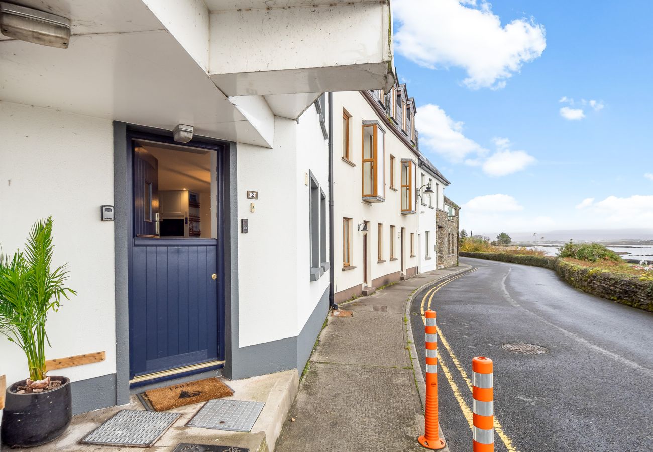 Apartment in Roundstone - A Coastal Haven at 2 Harbour View  Apartment in Roundstone - A Coastal Haven at 2 Harbour View