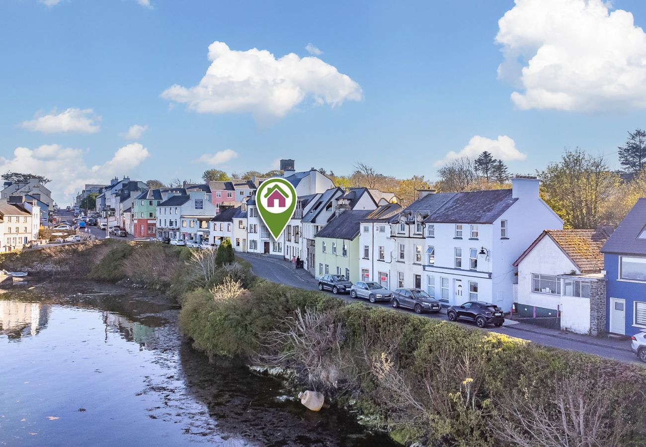 Apartment in Roundstone - A Coastal Haven at 2 Harbour View  Apartment in Roundstone - A Coastal Haven at 2 Harbour View