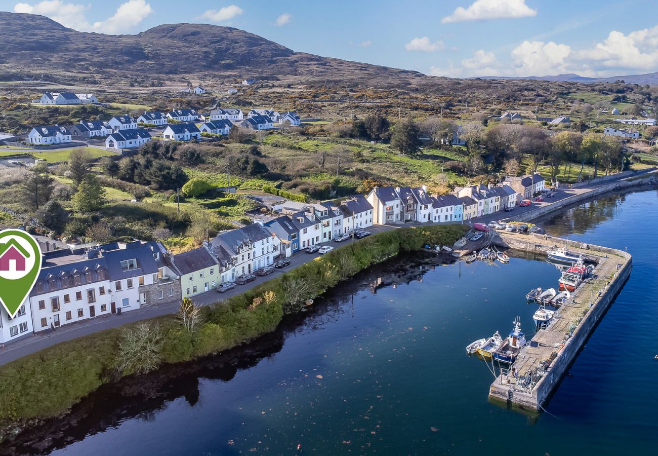 Apartment in Roundstone - A Coastal Haven at 2 Harbour View  Apartment in Roundstone - A Coastal Haven at 2 Harbour View