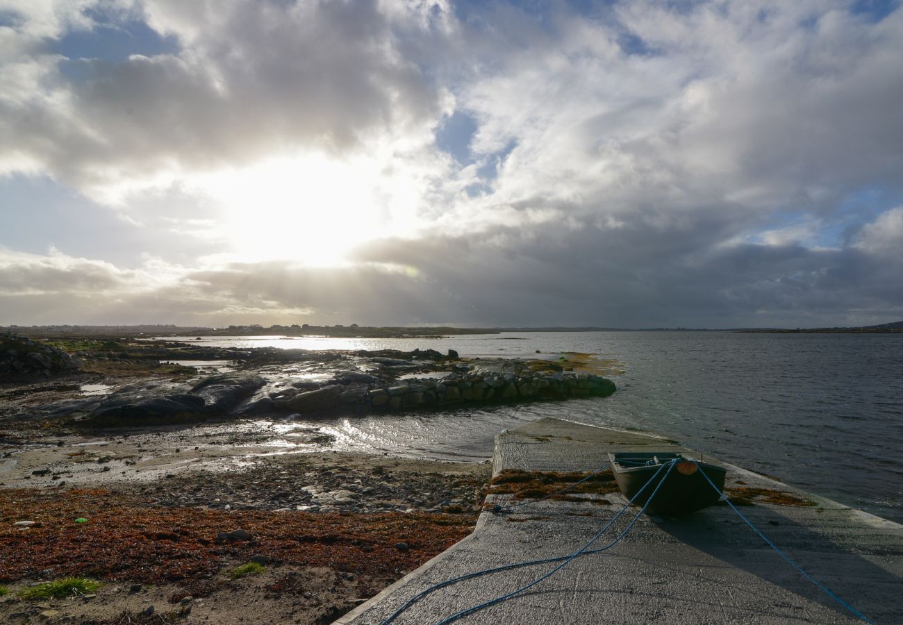 House in Carraroe -  St Thomas Bay Luxury by the Water at Carraroe