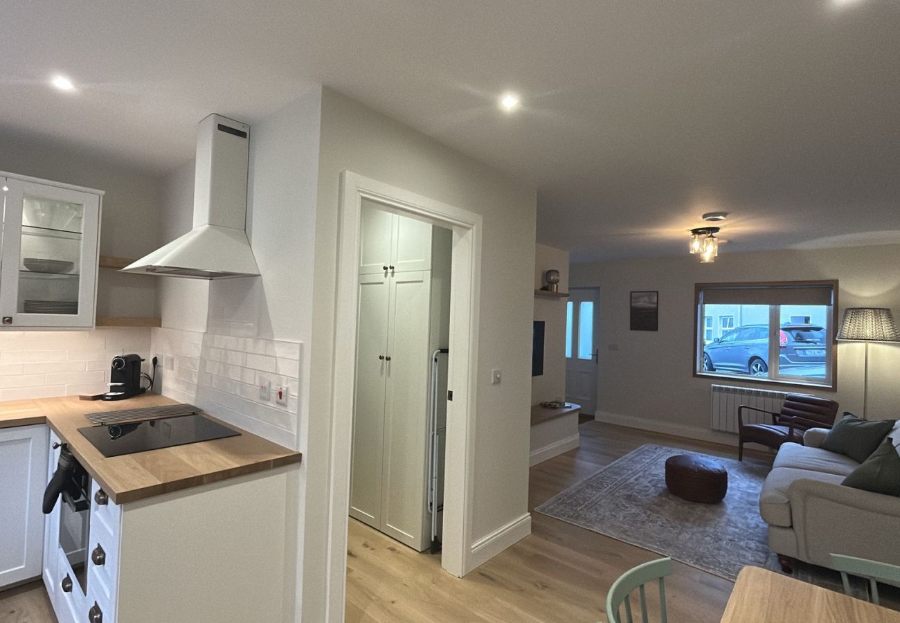 House in Clifden - The Old Forge in the Heart of  Clifden Town