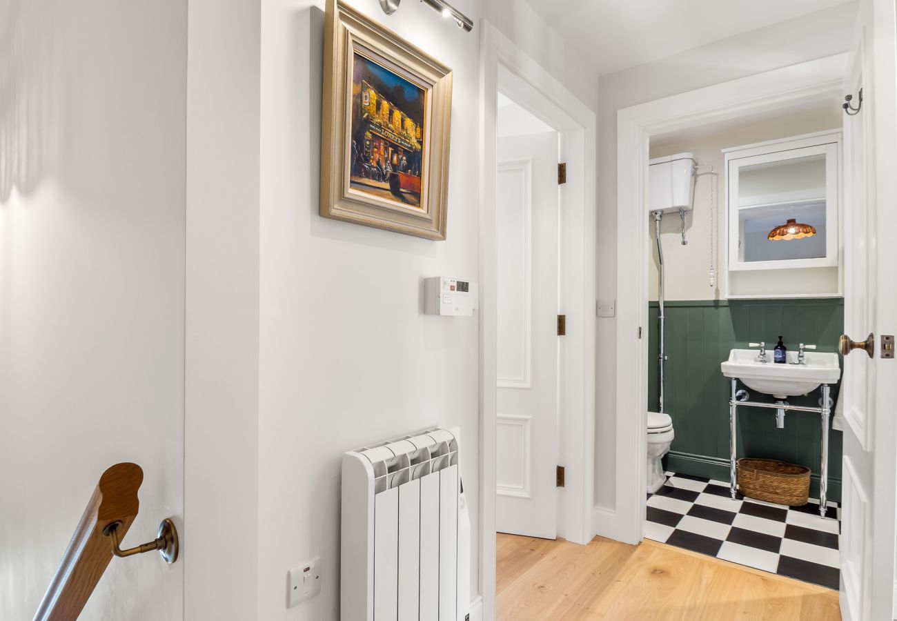House in Clifden - The Old Forge in the Heart of  Clifden Town