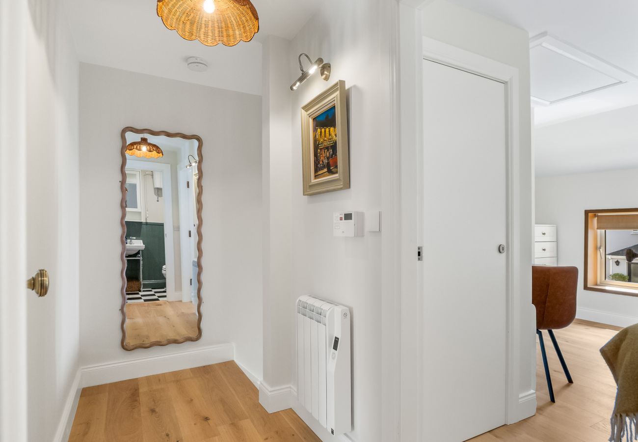 House in Clifden - The Old Forge in the Heart of  Clifden Town