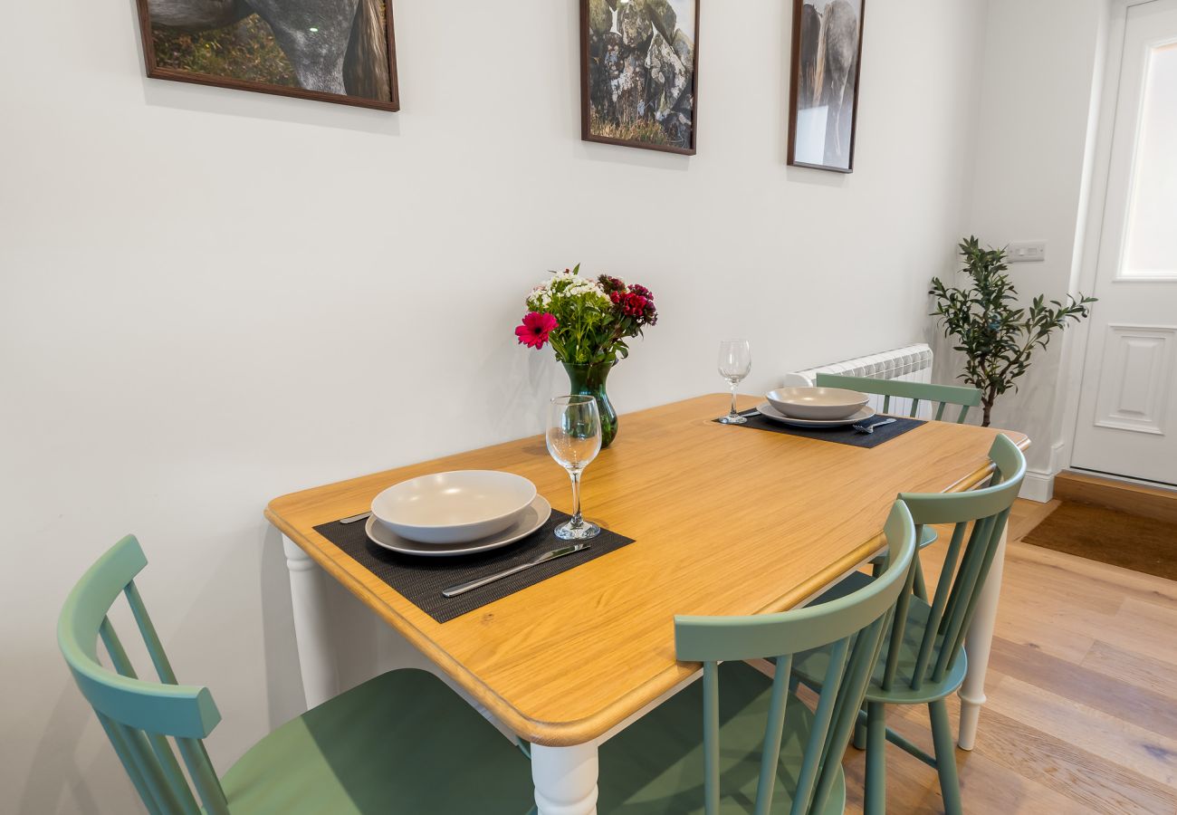 House in Clifden - The Old Forge in the Heart of  Clifden Town