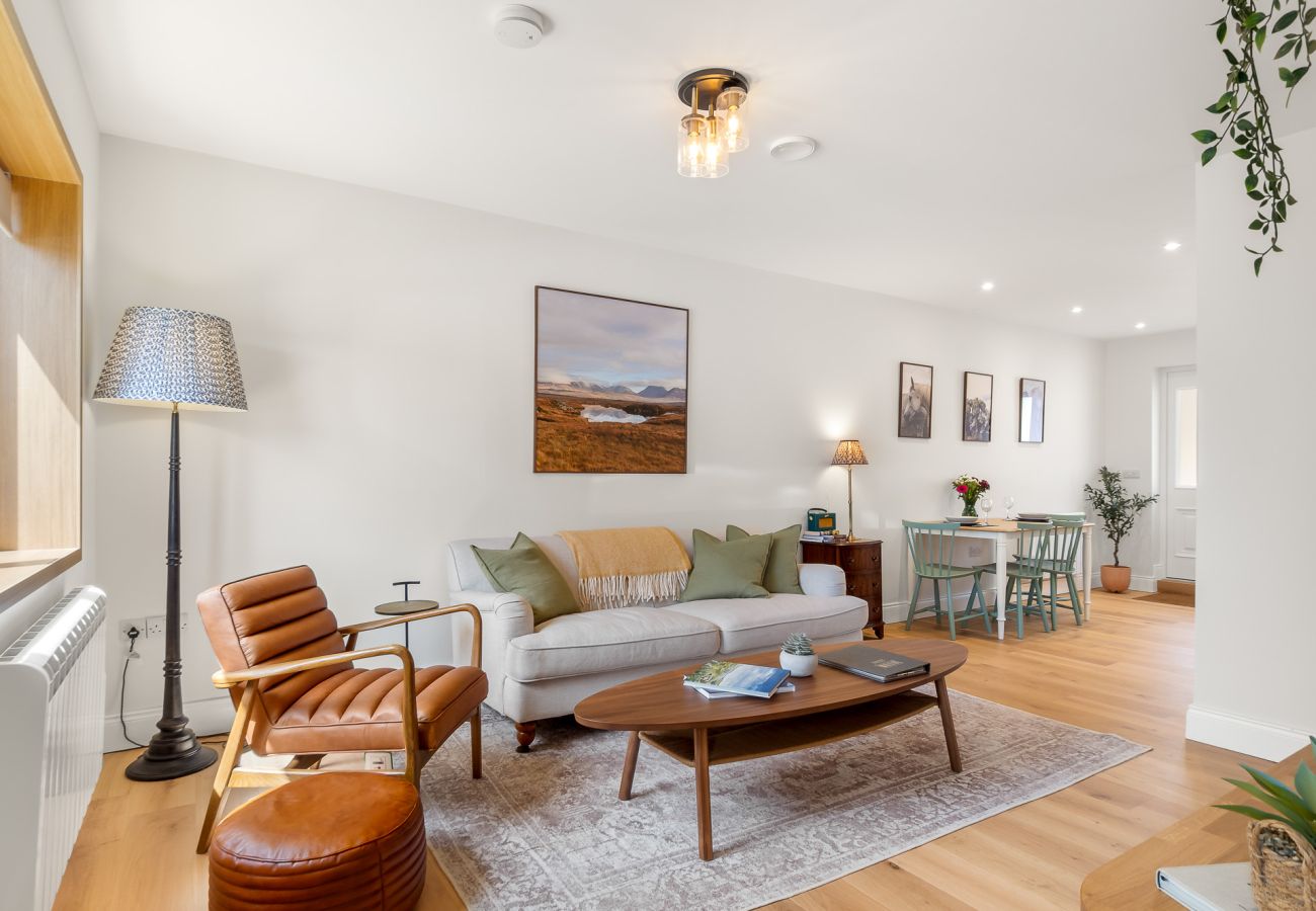 House in Clifden - The Old Forge in the Heart of  Clifden Town