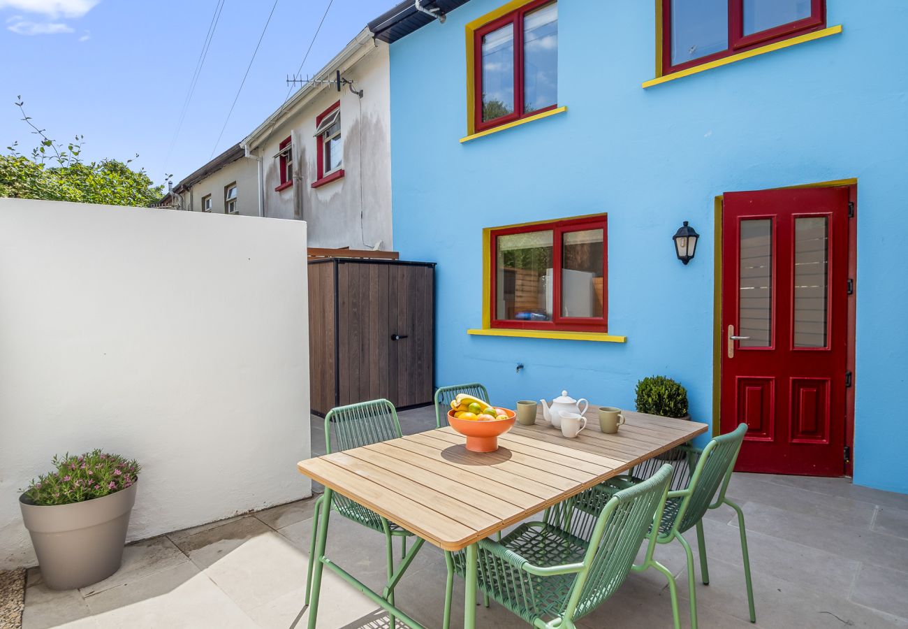 House in Clifden - The Old Forge in the Heart of  Clifden Town
