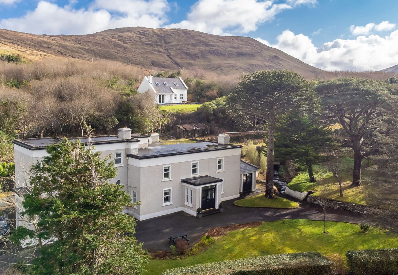 House in Leenaun - The Convent Leenane wild atlantic way 
