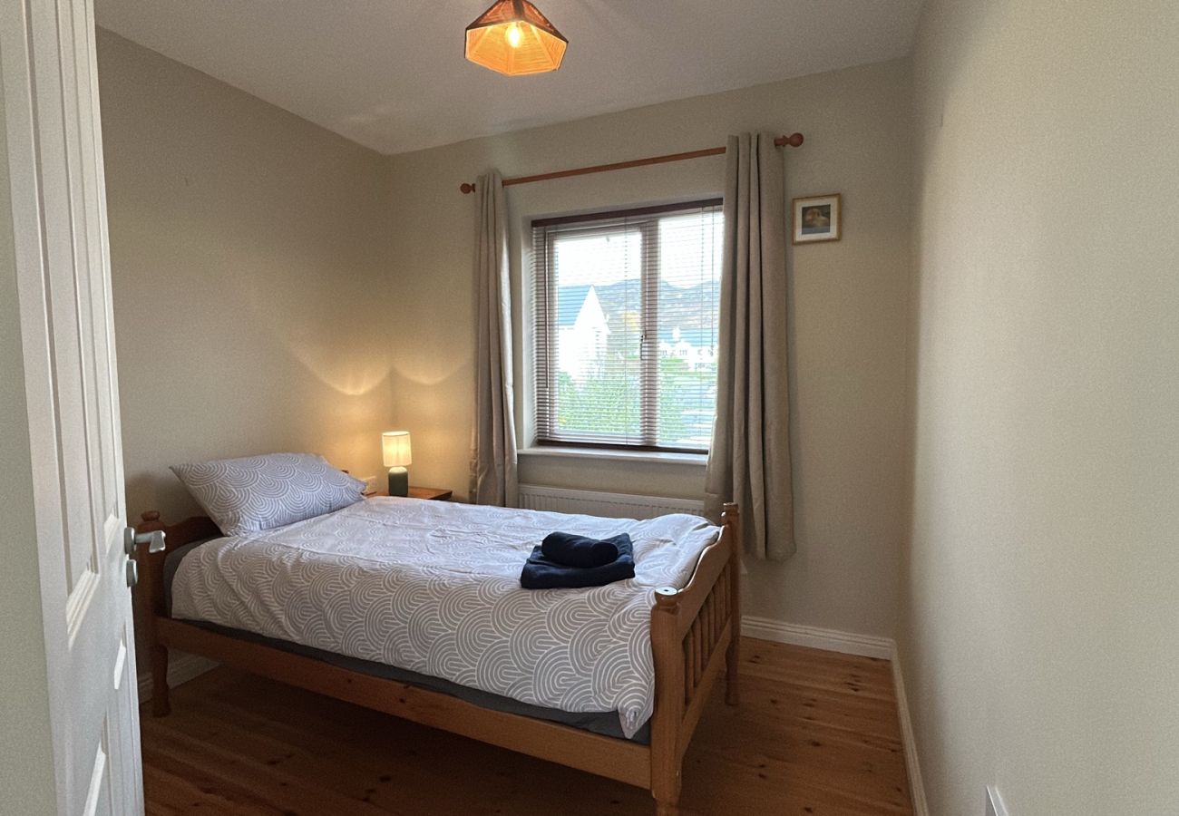 Terraced House in Clifden - Cuirt Cregg Clifden Holiday Home