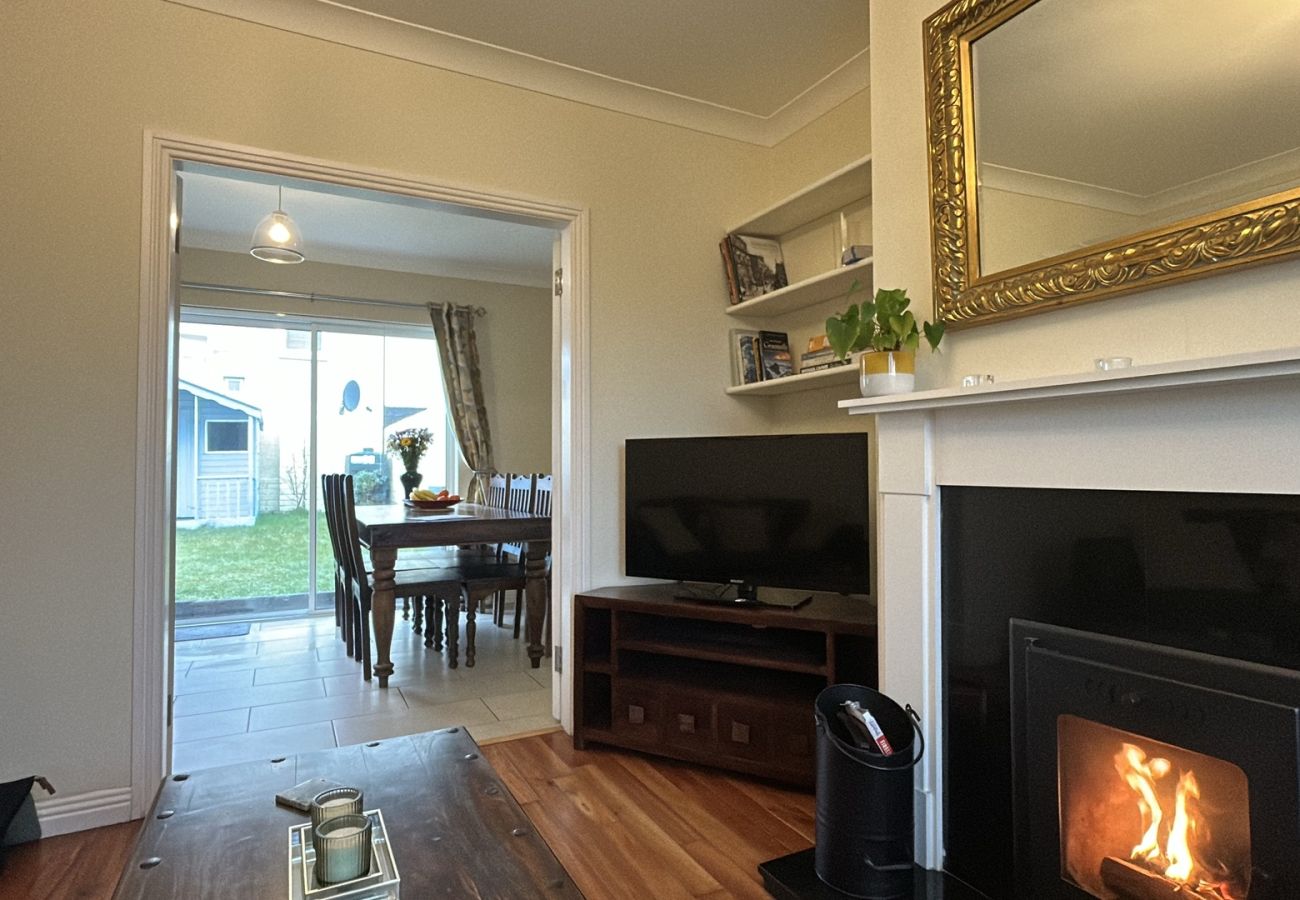 Terraced House in Clifden - Cuirt Cregg Clifden Holiday Home