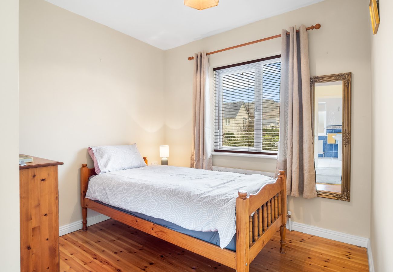 Terraced House in Clifden - Cuirt Cregg Clifden Holiday Home