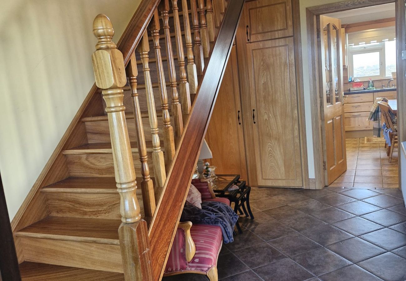 House in Carna - Teach Na hAirde with Stunning Views 