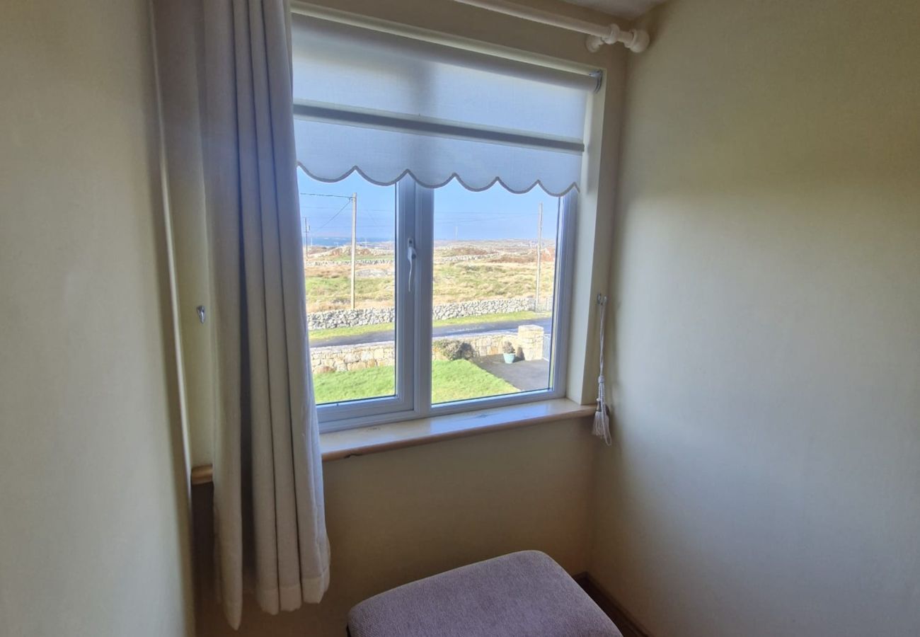 House in Carna - Teach Na hAirde with Stunning Views 