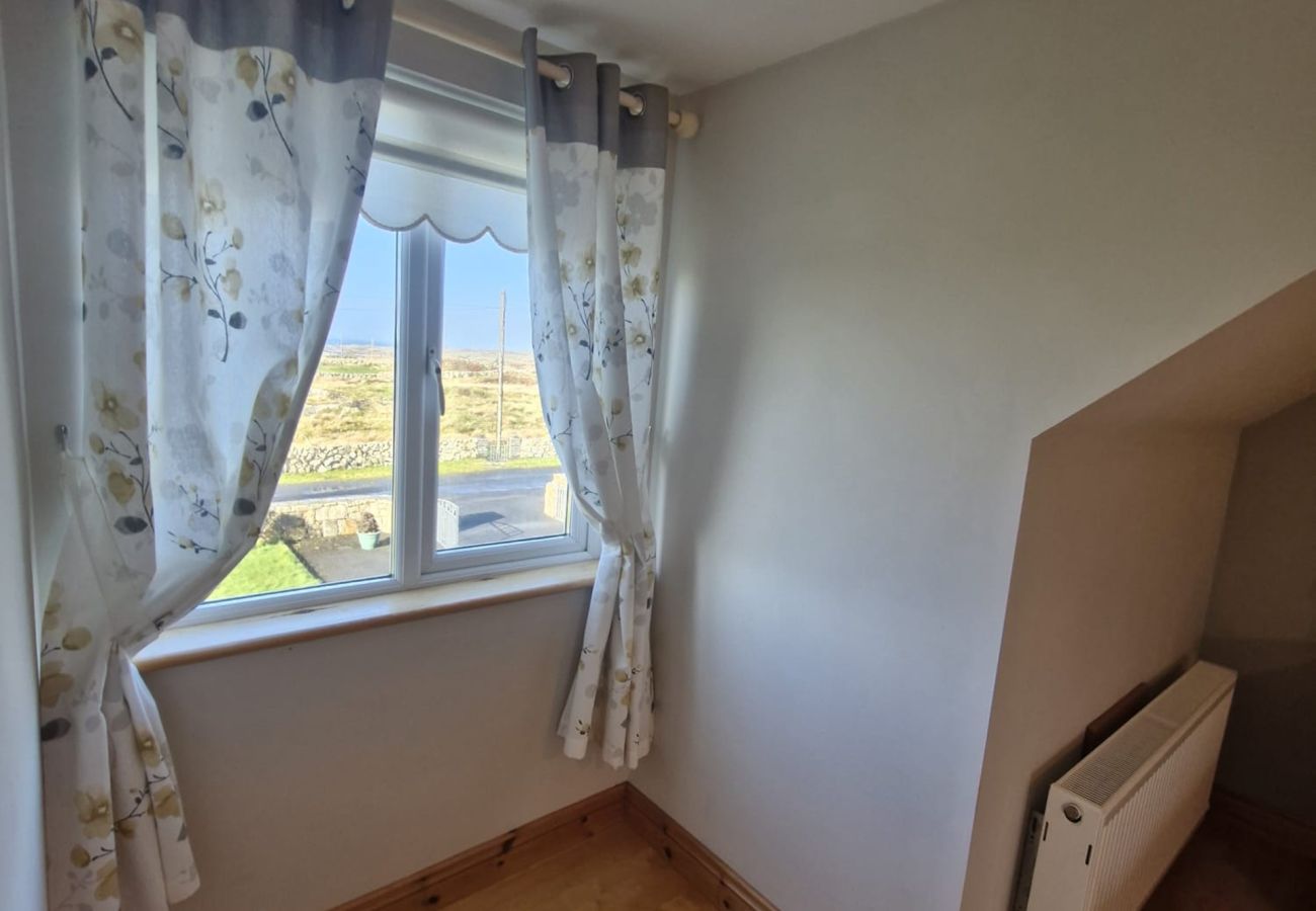 House in Carna - Teach Na hAirde with Stunning Views 