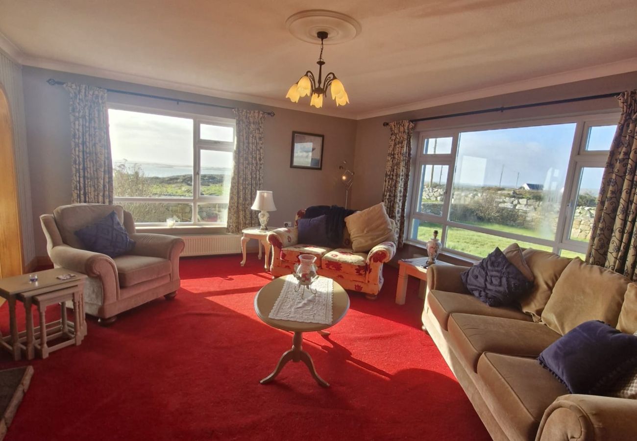 House in Carna - Teach Na hAirde with Stunning Views 