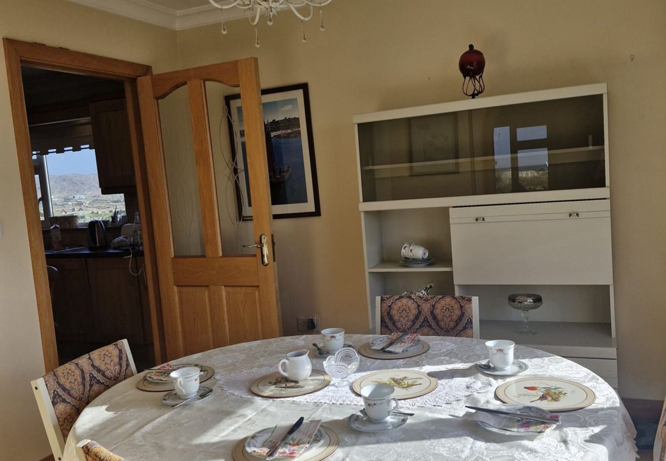 House in Carna - Teach Na hAirde with Stunning Views 