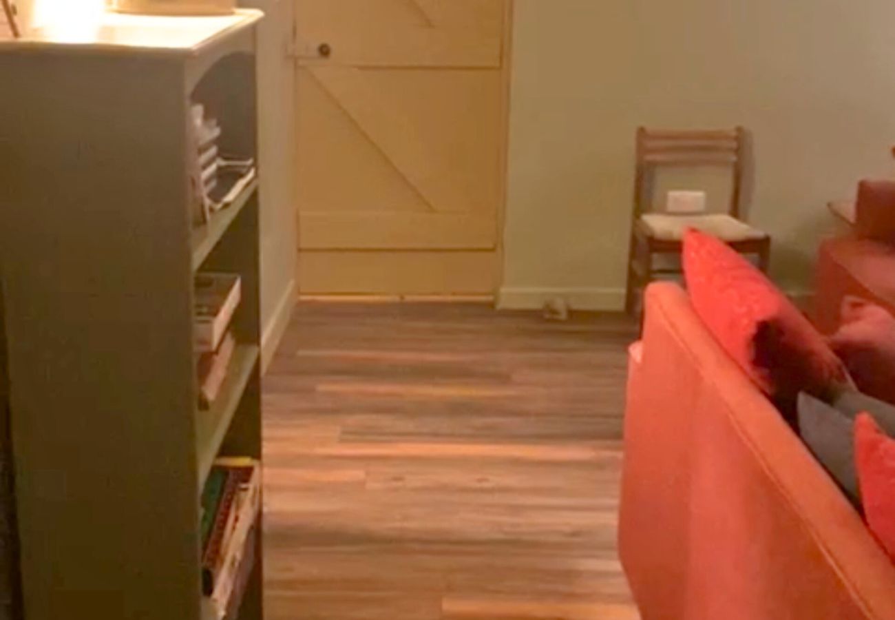 House in Rosmuck - Bun Inbhir cottage with views