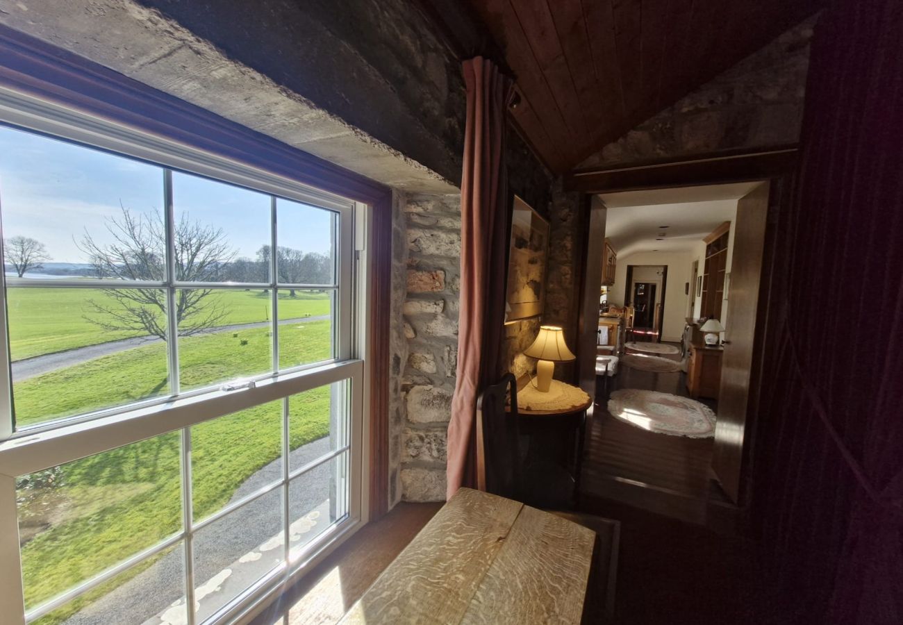 House in Rosscahill - Park Hall at Ross Castle with panoramic views 
