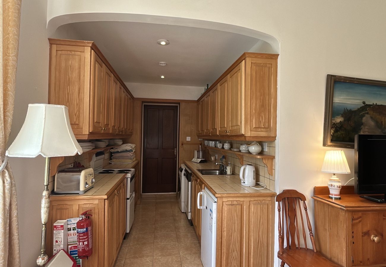 House in Rosscahill - Park Hall at Ross Castle with panoramic views 