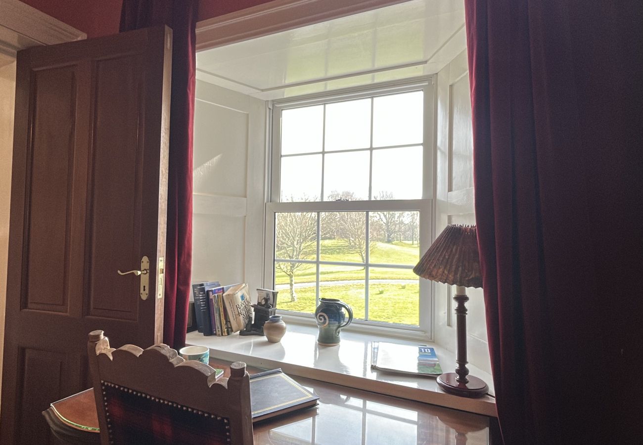 House in Rosscahill - Park Hall at Ross Castle with panoramic views 