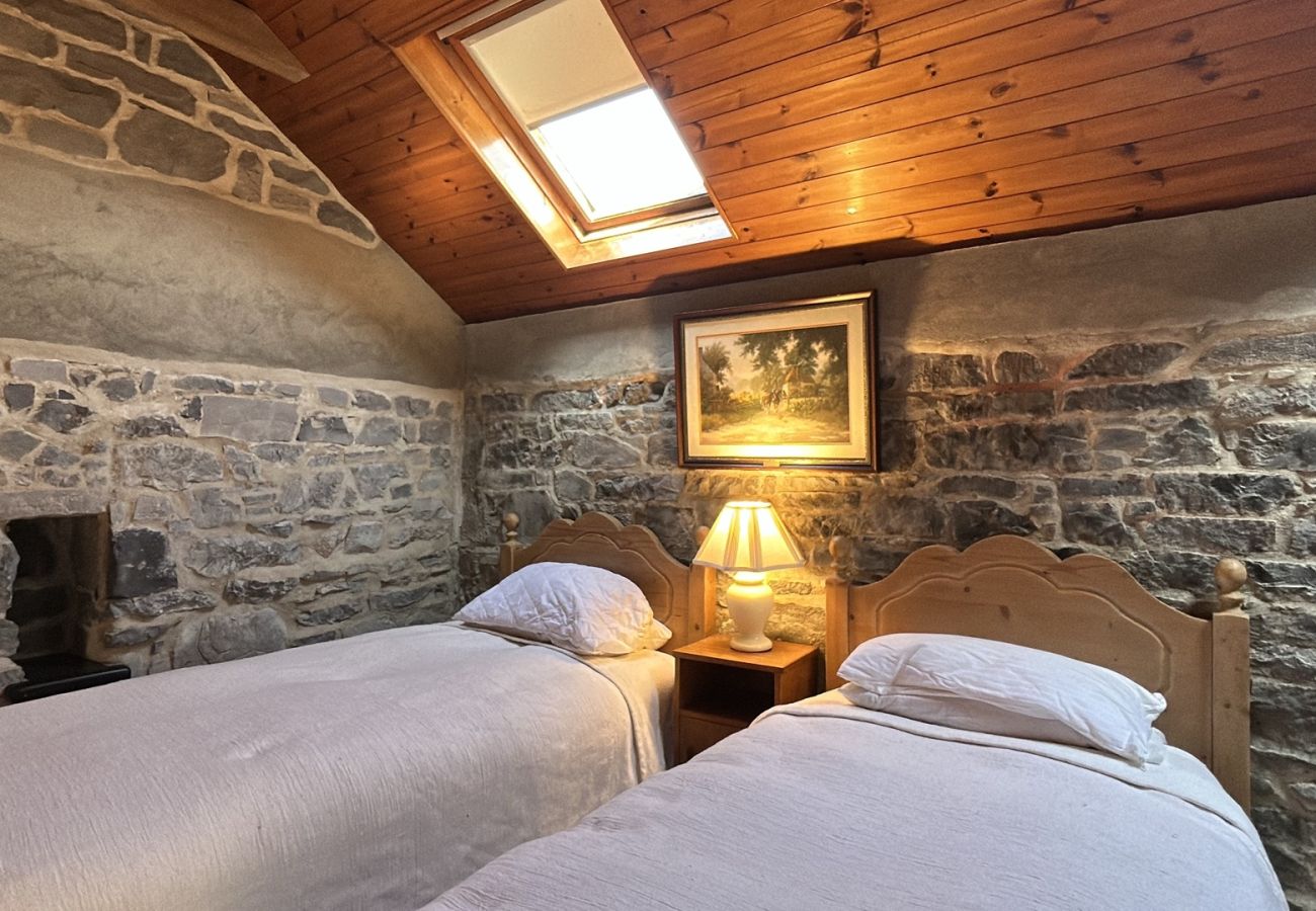 Cottage in Rosscahill - Catherines Cottage Ross Castle Galway