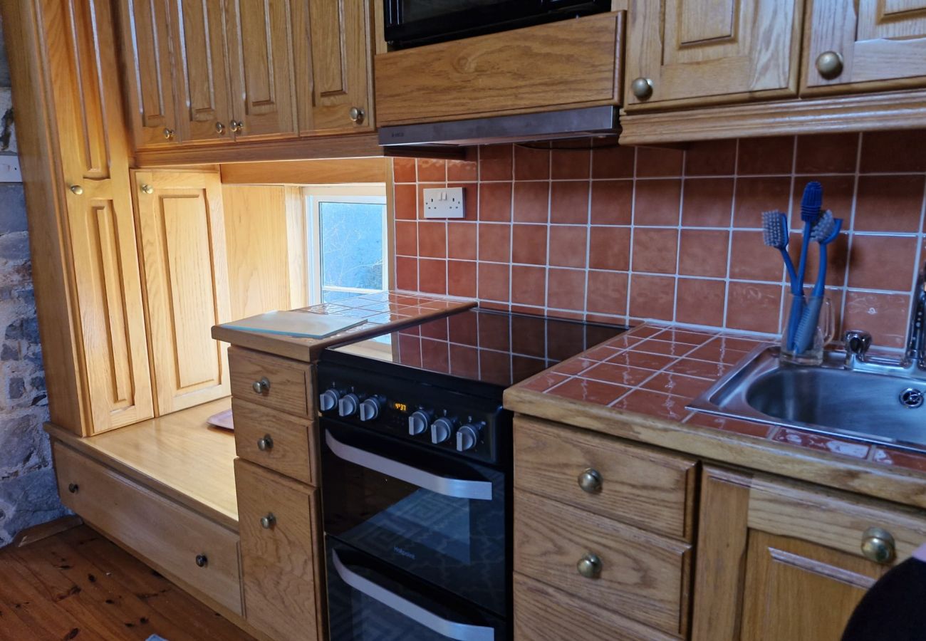 Cottage in Rosscahill - Catherines Cottage Ross Castle Galway