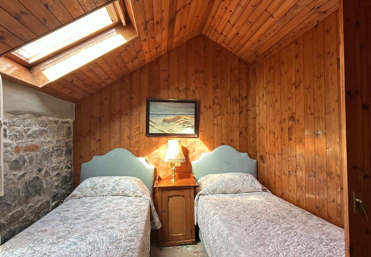 Cottage in Rosscahill -  St George's Ross Castle Galway