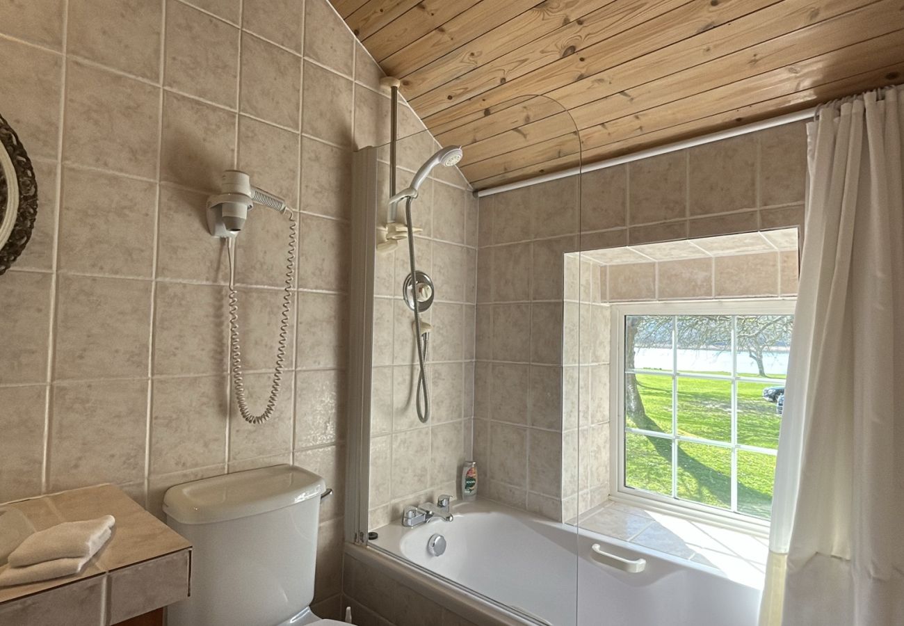 Cottage in Rosscahill -  St George's Ross Castle Galway