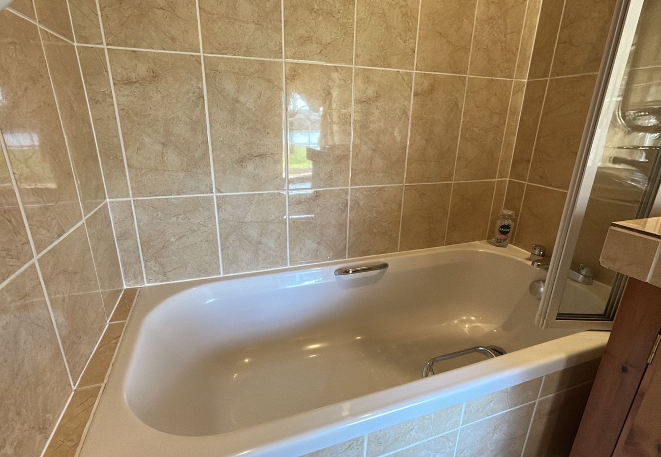 Cottage in Rosscahill -  St George's Ross Castle Galway