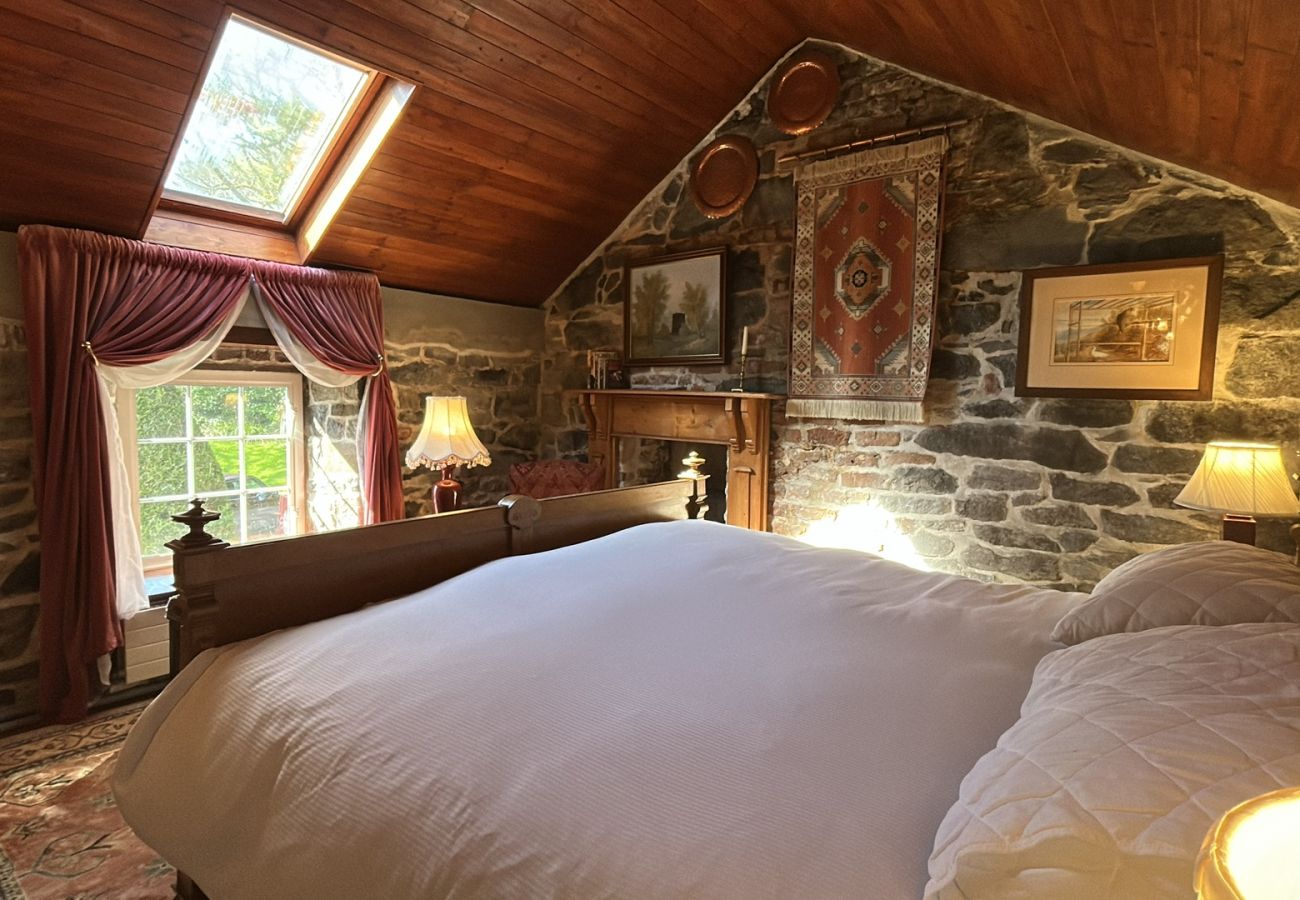 Cottage in Rosscahill -  St George's Ross Castle Galway